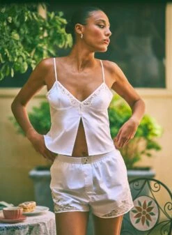 Fleur Du Mal Poplin Cami -Luxury Bra Store 013 GA 240502 0259web 7e9b8dda e16a 4e45 81d1 bcb4147b5b78