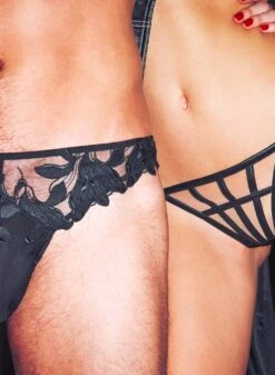 Fleur Du Mal Men's Lily Embroidery Thong 14 Fleur Du Mal Men's Lily Embroidery Thong -Luxury Bra Store 024 GA 231009 0139web d42e27d7 ce42 4a04 b2c3 3bd7d3516d1c