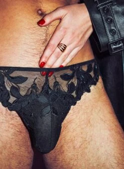 Fleur Du Mal Men's Lily Embroidery Thong 11 Fleur Du Mal Men's Lily Embroidery Thong -Luxury Bra Store 024 GA 231009 0155web