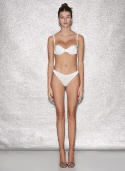 Fleur Du Mal Bridal Luxe Thong -Luxury Bra Store FDM 010623 1 03406full dc2b5dee 45d4 406d ab52 065a0818668b