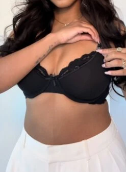 Fleur Du Mal Charlotte Nursing Bra -Luxury Bra Store nursingbra2